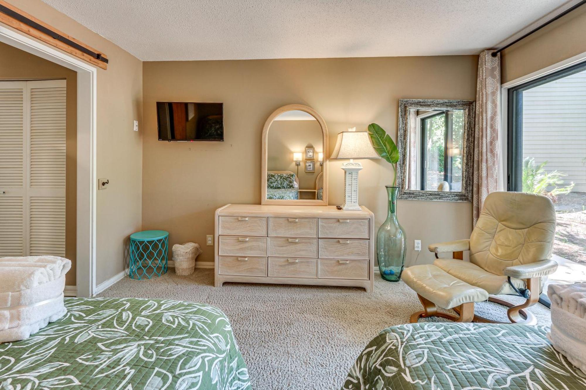 Modern Hilton Head Retreat Walk To Beach And Golf! Hilton Head Island Exterior foto